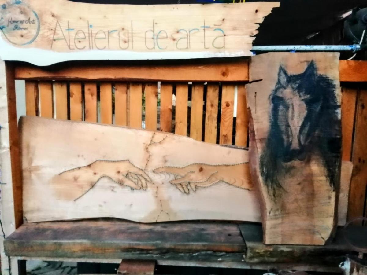 Home Of Art Rîşnov Ngoại thất bức ảnh